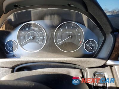 Zdjęcie 9 z 12 samochodu: 2015 BMW 328 XI SULEV VIN:WBA3B5C53FP653902 - miniatura