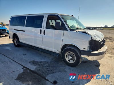 Czwarte zdjęcie samochodu z boku: 2019 CHEVROLET EXPRESS G3500 LT VIN:1GAZGPFPXK1161851 - miniatura