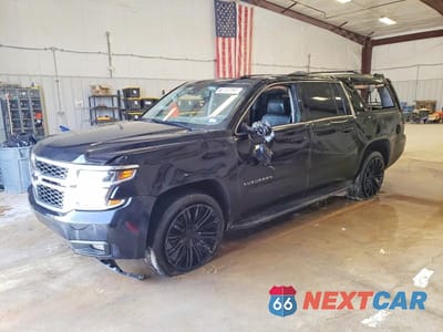 2016 CHEVROLET SUBURBAN K1500 LT 1GNSKHKC0GR389342 - główne zdjęcie licytacji z USA - miniatura