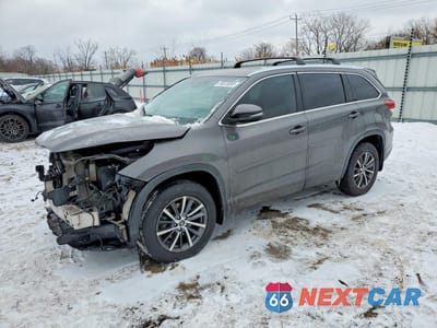 2018 TOYOTA HIGHLANDER 5TDJZRFH1JS899171 - główne zdjęcie licytacji z USA - miniatura