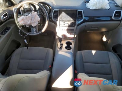 Zdjęcie 8 z 14 samochodu: 2012 JEEP GRAND CHEROKEE LAREDO VIN:1C4RJEAGXCC137513 - miniatura