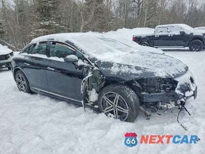 Czwarte zdjęcie samochodu z boku: 2023 MERCEDES-BENZ EQE500 4MATIC 4DR VIN:W1KEG2CB3PF034537 - miniatura