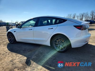 Drugie zdjęcie samochodu z przodu: 2023 TESLA MODEL 3 VIN:5YJ3E1EAXPF486382 - miniatura
