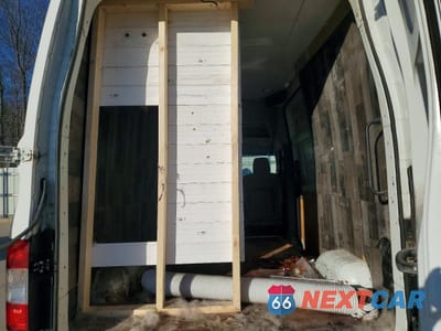 Zdjęcie 10 z 15 samochodu: 2014 NISSAN NV 2500 HD S VIN:1N6BF0LYXEN100963 - miniatura