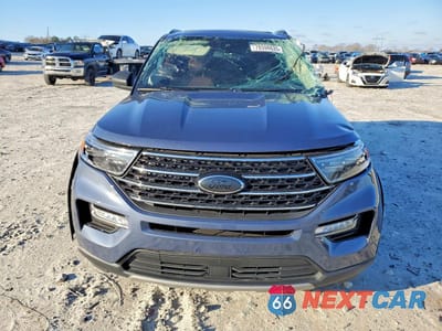 Piąte zdjęcie samochodu w środku: 2021 FORD EXPLORER XLT VIN:1FMSK8DH7MGC44786 - miniatura