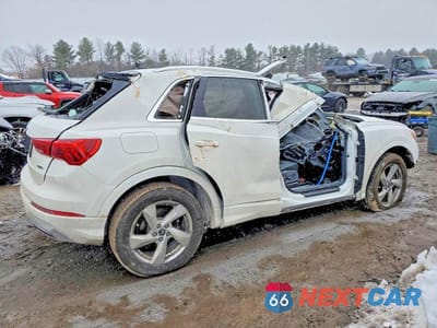 Trzecie zdjęcie samochodu z tyłu: 2021 AUDI Q3 PREMIUM 40 VIN:WA1AUCF39M1100118 - miniatura