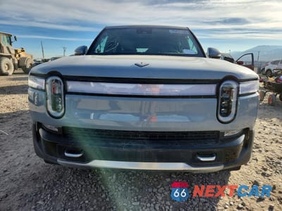 Piąte zdjęcie samochodu w środku: 2022 RIVIAN R1S LAUNCH EDITION VIN:7PDSGABL1NN002845 - miniatura