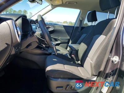 Zdjęcie 7 z 13 samochodu: 2021 KIA SOUL LX VIN:KNDJ23AU6M7752025 - miniatura