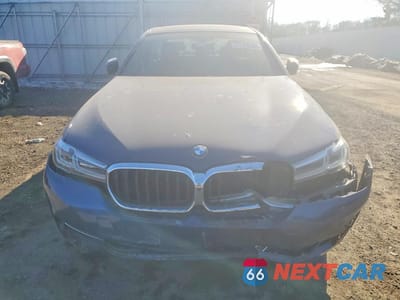 Piąte zdjęcie samochodu w środku: 2021 BMW 530 XI VIN:WBA13BJ07MWX36195 - miniatura