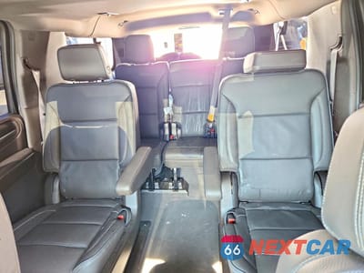 Zdjęcie 10 z 14 samochodu: 2024 GMC YUKON XL DENALI VIN:1GKS1JKL0RR255599 - miniatura