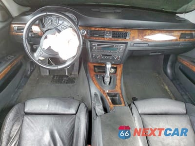 Zdjęcie 8 z 12 samochodu: 2006 BMW 330 I VIN:WBAVB33566KS33612 - miniatura