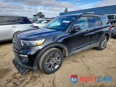 2023 FORD EXPLORER XLT 1FMSK8DH0PGC32418 - główne zdjęcie licytacji z USA - miniatura