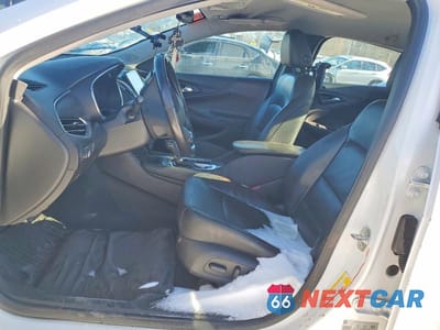 Zdjęcie 7 z 11 samochodu: 2018 CHEVROLET MALIBU HYBRID VIN:1G1ZF5SU2JF260006 - miniatura