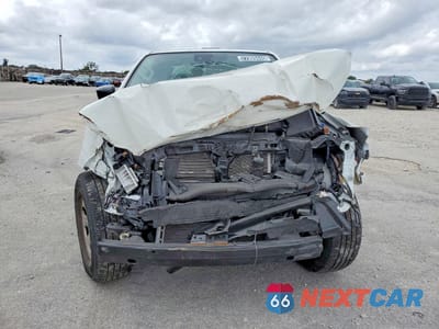 Piąte zdjęcie samochodu w środku: 2024 NISSAN FRONTIER S VIN:1N6ED1CL7RN654173 - miniatura