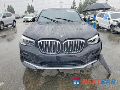 Piąte zdjęcie samochodu w środku: 2020 BMW X4 XDRIVE30I VIN:5UX2V1C03L9B75727 - miniatura