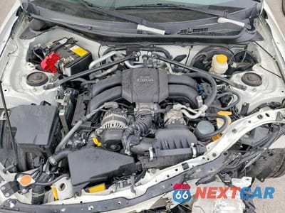 Zdjęcie 11 z 12 samochodu: 2023 TOYOTA GR 86 VIN:JF1ZNBC15P8762752 - miniatura