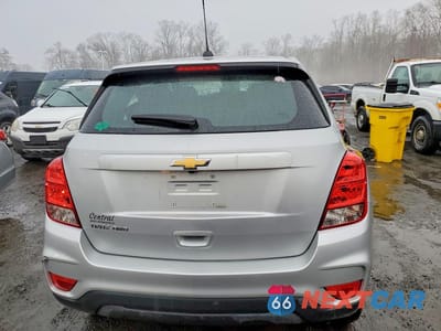 Zdjęcie 6 z 13 samochodu: 2018 CHEVROLET TRAX LS VIN:3GNCJNSB7JL387423 - miniatura