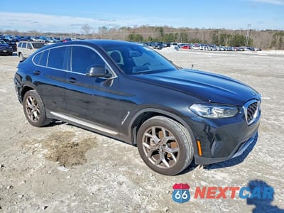 Czwarte zdjęcie samochodu z boku: 2024 BMW X4 XDRIVE30I VIN:5UX33DT01R9U93041 - miniatura