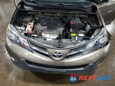 Zdjęcie 12 z 13 samochodu: 2015 TOYOTA RAV4 XLE VIN:JTMRFREV8FD139423 - miniatura