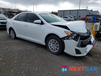 Czwarte zdjęcie samochodu z boku: 2012 TOYOTA CAMRY LE VIN:4T4BF1FK2CR251932 - miniatura