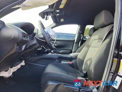 Zdjęcie 7 z 13 samochodu: 2025 HONDA HR-V SPORT VIN:3CZRZ2H50SM794064 - miniatura