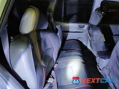 Zdjęcie 11 z 13 samochodu: 2004 HYUNDAI SANTA FE GLS VIN:KM8SC13E44U678838 - miniatura