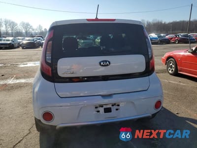 Zdjęcie 6 z 13 samochodu: 2017 KIA SOUL + VIN:KNDJP3A53H7451647 - miniatura