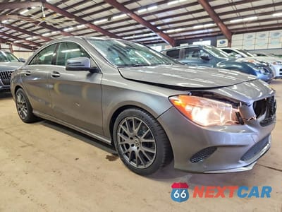 Czwarte zdjęcie samochodu z boku: 2019 MERCEDES-BENZ CLA 250 VIN:WDDSJ4EB0KN734768 - miniatura