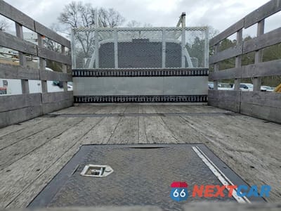 Zdjęcie 10 z 13 samochodu: 2006 FORD F650 SUPER DUTY FLATBED TRUCK VIN:3FRWX66H36V269019 - miniatura