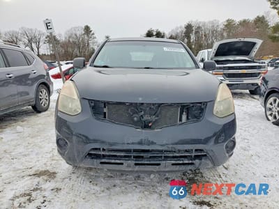Piąte zdjęcie samochodu w środku: 2013 NISSAN ROGUE S VIN:JN8AS5MV2DW151575 - miniatura
