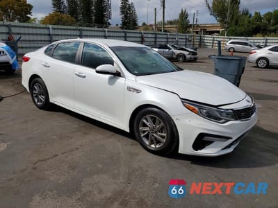 Czwarte zdjęcie samochodu z boku: 2020 KIA OPTIMA LX VIN:5XXGT4L35LG444268 - miniatura