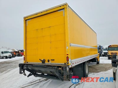 Czwarte zdjęcie samochodu z boku: 2018 INTERNATIONAL 4000 4300 - SEMI TRUCK VIN:1HTMMMML0JH207365 - miniatura