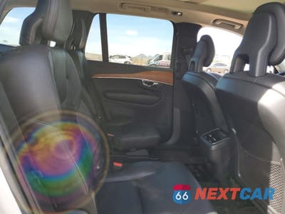 Zdjęcie 10 z 12 samochodu: 2021 VOLVO XC90 T6 MOMENTUM VIN:YV4A221K0M1764499 - miniatura
