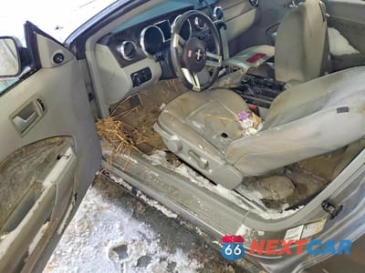 Zdjęcie 8 z 13 samochodu: 2008 FORD MUSTANG VIN:1ZVHT80N685208884 - miniatura