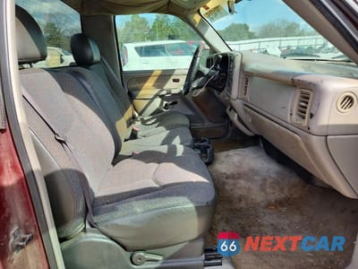 Zdjęcie 10 z 11 samochodu: 1999 GMC SIERRA VIN:1GTEC14V8XZ531753 - miniatura