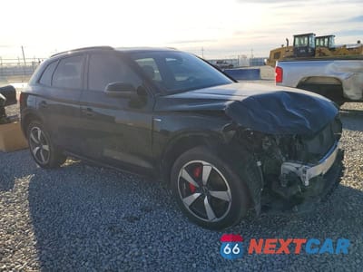 Czwarte zdjęcie samochodu z boku: 2024 AUDI Q5 PREMIUM PLUS 45 VIN:WA1EAAFY6R2037748 - miniatura