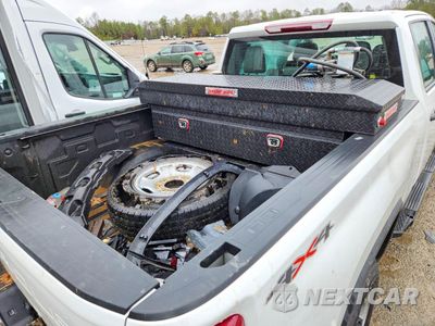 Zdjęcie 10 z 13 samochodu: 2025 CHEVROLET SILVERADO K2500 HEAVY DUTY VIN:1GC4KLE77SF159441 - miniatura
