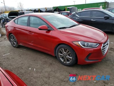 Czwarte zdjęcie samochodu z boku: 2018 HYUNDAI ELANTRA SEL VIN:5NPD84LF7JH344821 - miniatura