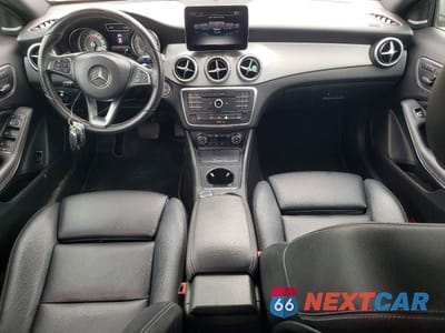 Zdjęcie 8 z 12 samochodu: 2017 MERCEDES-BENZ GLA 250 VIN:WDCTG4EB0HJ345474 - miniatura