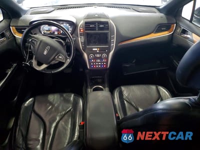 Zdjęcie 8 z 12 samochodu: 2016 LINCOLN MKC RESERVE VIN:5LMTJ3DH6GUJ12504 - miniatura