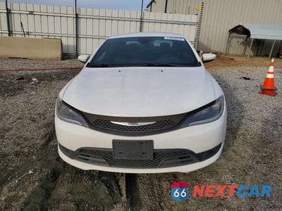 Piąte zdjęcie samochodu w środku: 2015 CHRYSLER 200 S VIN:1C3CCCBB2FN683713 - miniatura