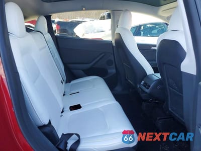 Zdjęcie 10 z 11 samochodu: 2022 TESLA MODEL Y VIN:7SAYGAEEXNF531100 - miniatura