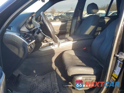 Zdjęcie 7 z 12 samochodu: 2018 BMW X5 XDR40E VIN:5UXKT0C55J0W00018 - miniatura
