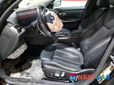 Zdjęcie 7 z 12 samochodu: 2023 BMW 330XI VIN:3MW89FF02P8D10103 - miniatura