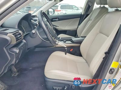 Zdjęcie 7 z 11 samochodu: 2014 LEXUS IS 250 BASE VIN:JTHBF1D27E5033613 - miniatura