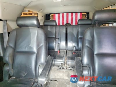 Zdjęcie 10 z 13 samochodu: 2009 CADILLAC ESCALADE ESV LUXURY VIN:1GYFK26229R200549 - miniatura