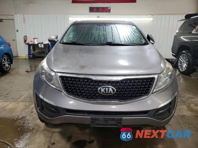 Piąte zdjęcie samochodu w środku: 2014 KIA SPORTAGE LX VIN:KNDPB3AC0E7600647 - miniatura