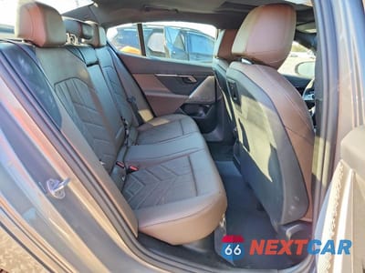 Zdjęcie 10 z 12 samochodu: 2025 BMW 530 I VIN:WBA43FJ07SCU28771 - miniatura
