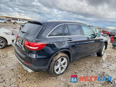 Trzecie zdjęcie samochodu z tyłu: 2017 MERCEDES-BENZ GLC 300 4MATIC VIN:WDC0G4KB6HF262707 - miniatura
