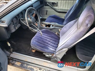 Zdjęcie 7 z 12 samochodu: 1985 PONTIAC FIREBIRD TRANS AM VIN:1G2FW87H8FL651696 - miniatura